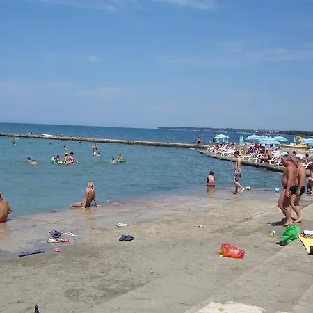 Apartment Punta By Sea